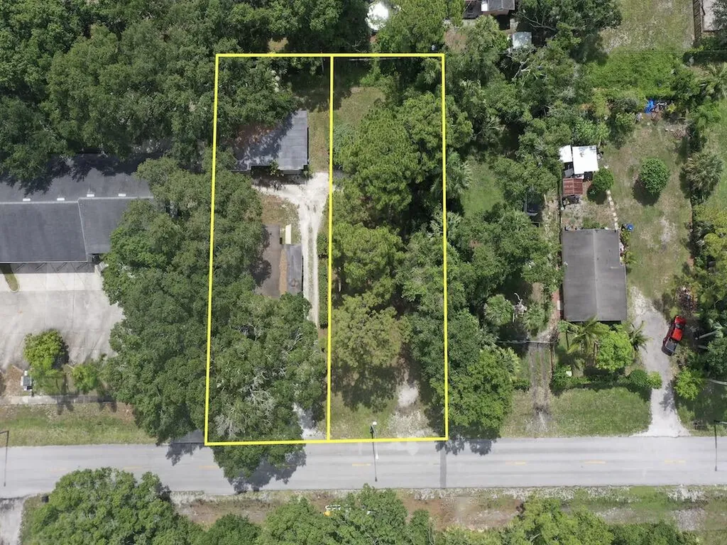 1936 41st Avenue Vero Beach FL 32960