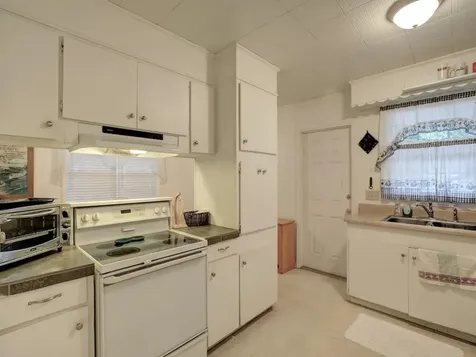 1936 41st Avenue Vero Beach FL 32960