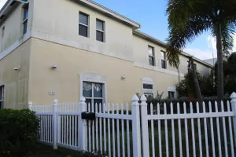 928 N Federal Highway Lake Worth Beach FL 33460