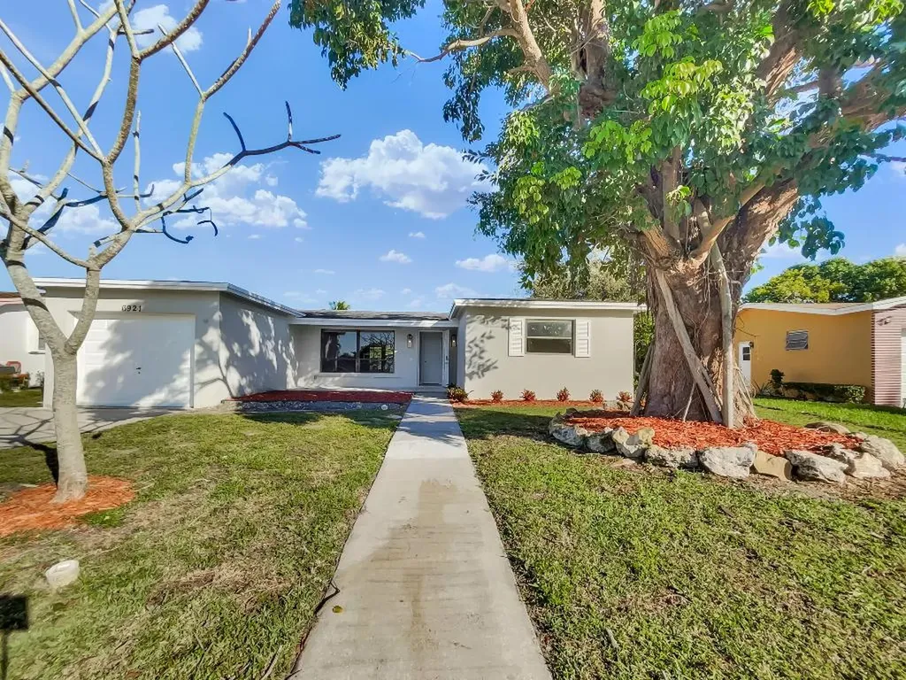 6921 NW 5th Place Margate FL 33063