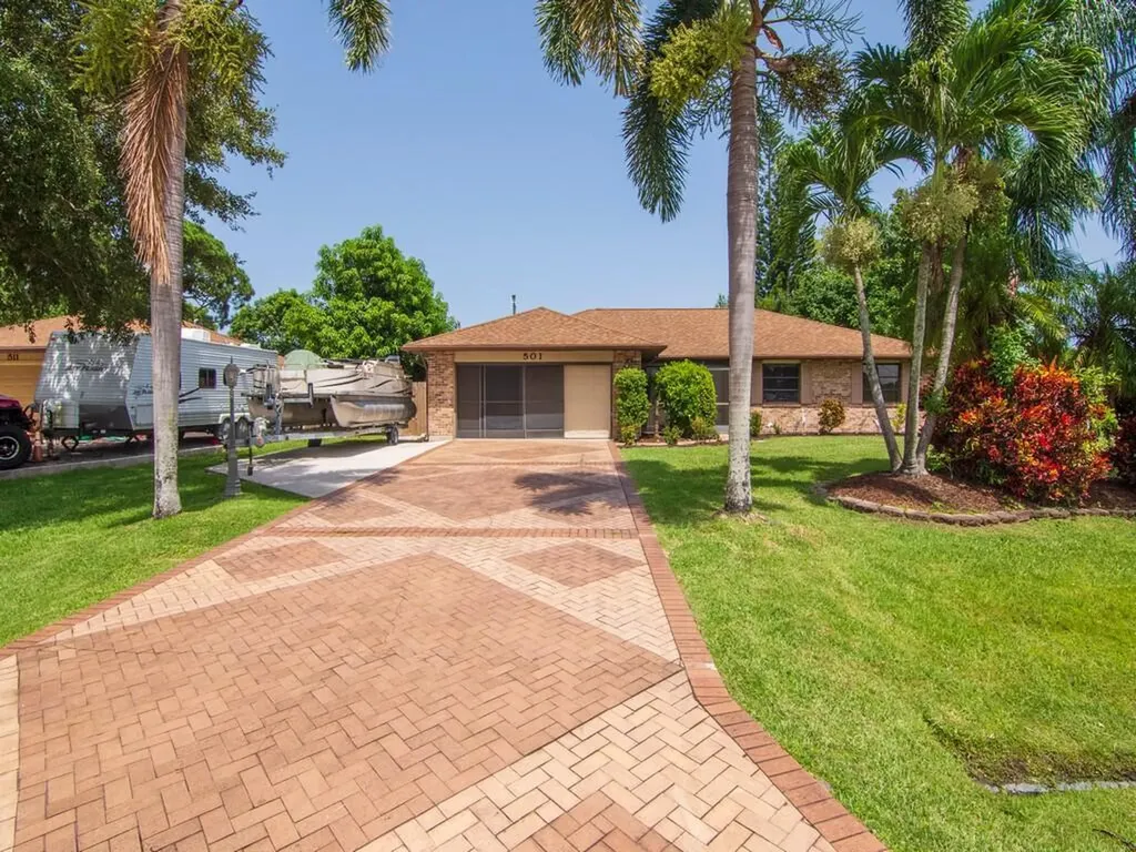 501 NW Colonial Street Port St Lucie FL 34983