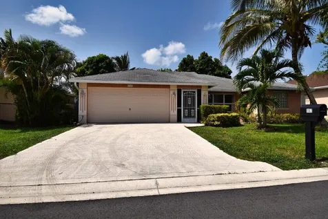 1147 Hatteras Circle Greenacres FL 33413