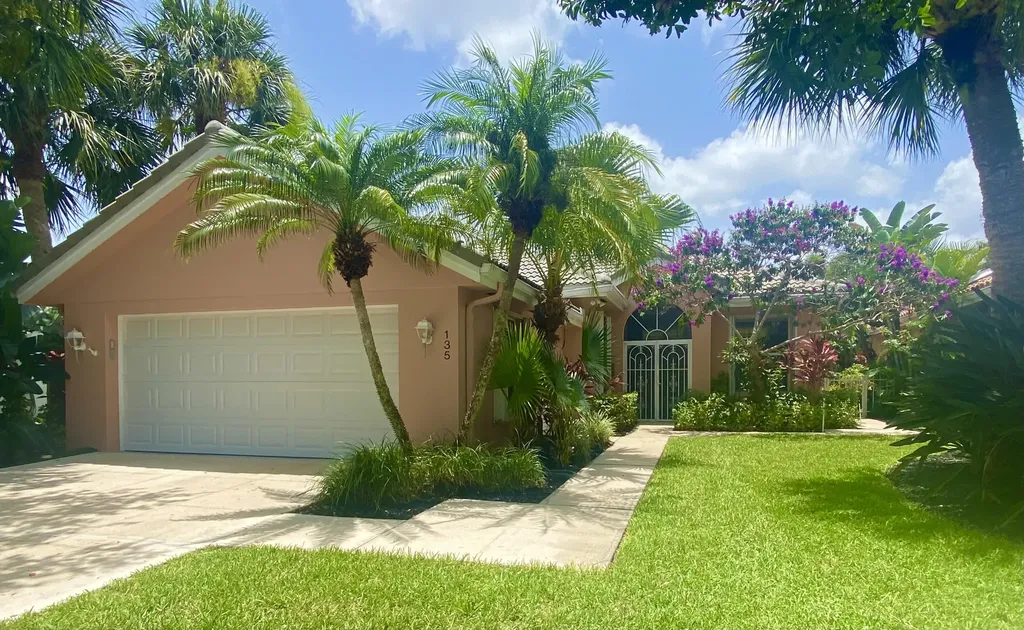 135 E Hampton Way Jupiter FL 33458