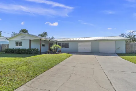 1315 Parkland Boulevard Fort Pierce FL 34982