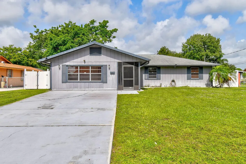 5501 Palm Drive Fort Pierce FL 34982