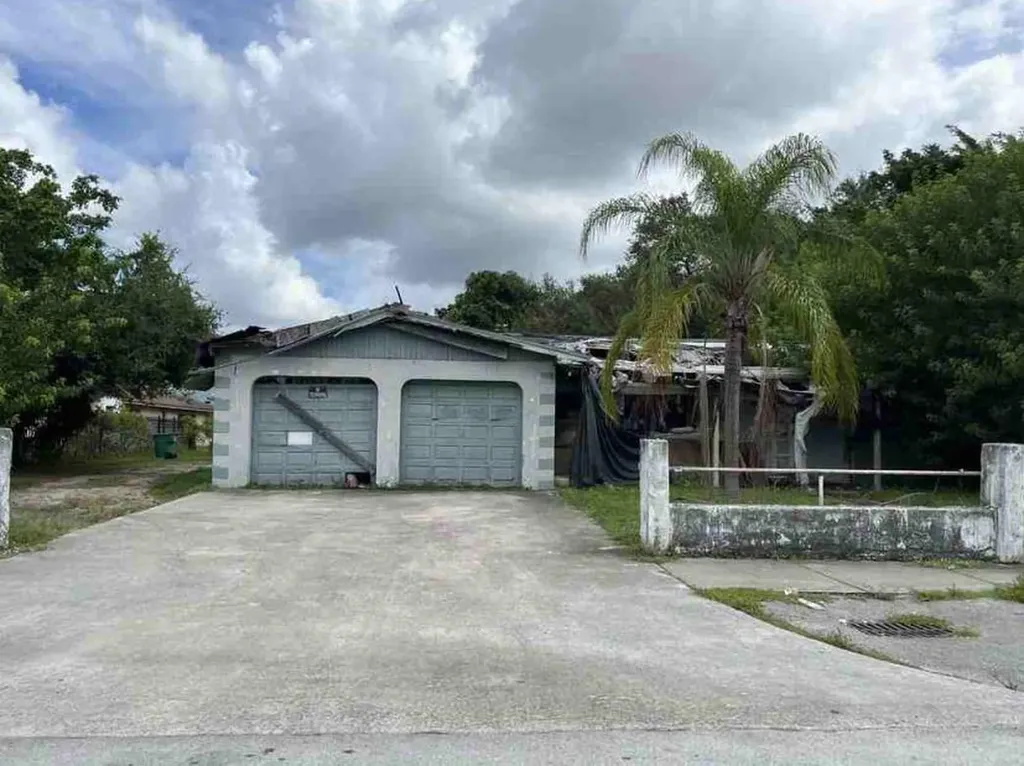 2125 NW 179th Street Miami Gardens FL 33056
