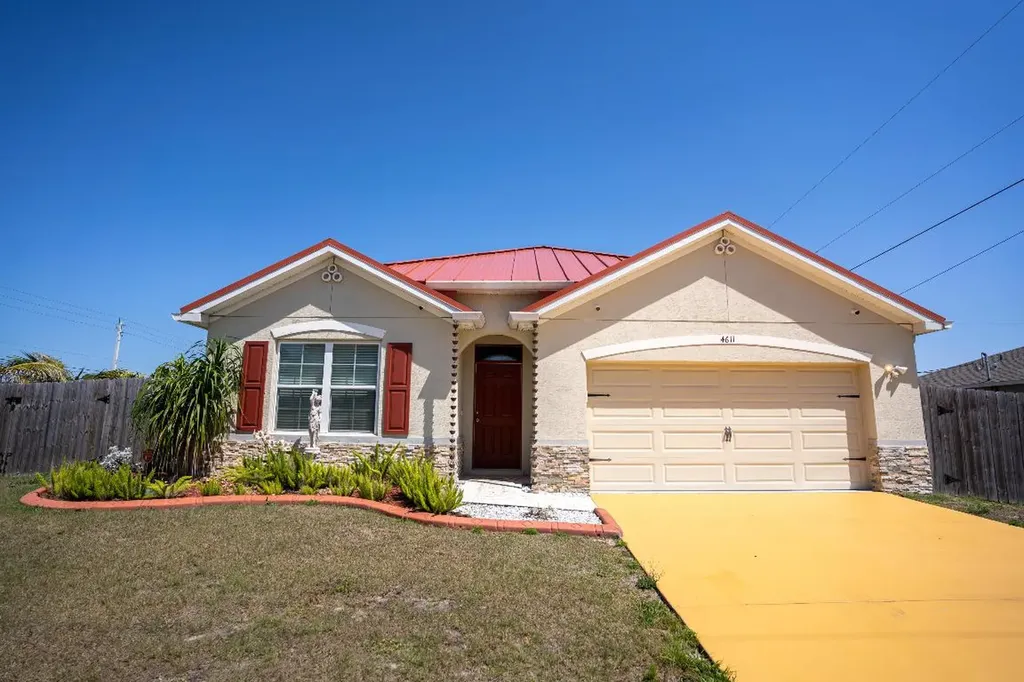 4611 SW Albacore Street Port St Lucie FL 34953