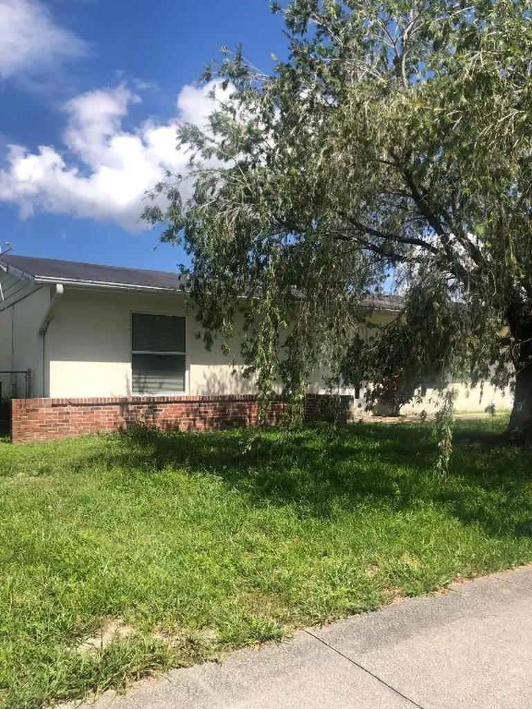 223 NE Airoso Boulevard Port St Lucie FL 34983