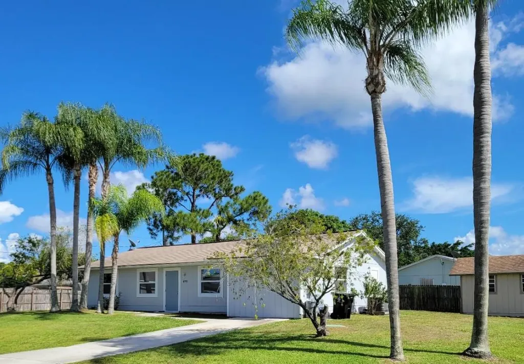 498 SW Duval Avenue Port St Lucie FL 34983