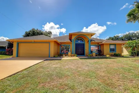 2562 SW Mcdonald Street Port St Lucie FL 34953