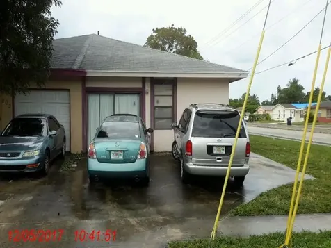 901 SW 78th Avenue North Lauderdale FL 33068