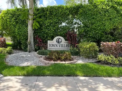 9184 Flynn Circle Boca Raton FL 33496