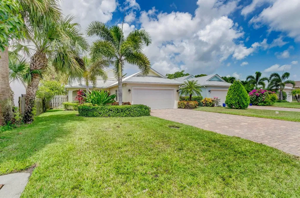 17679 Carver Avenue Jupiter FL 33458
