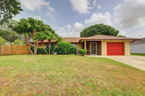 1893 SW Penrose Avenue Port St Lucie FL 34953
