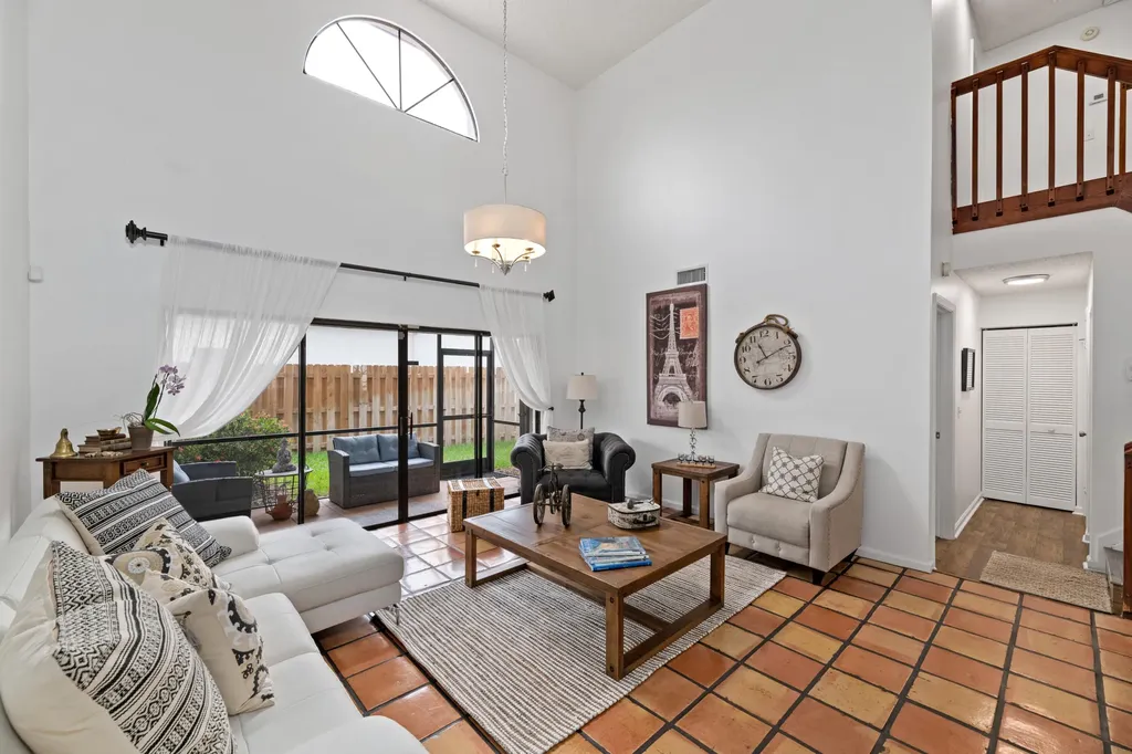 13516 Fountain View Boulevard Wellington FL 33414