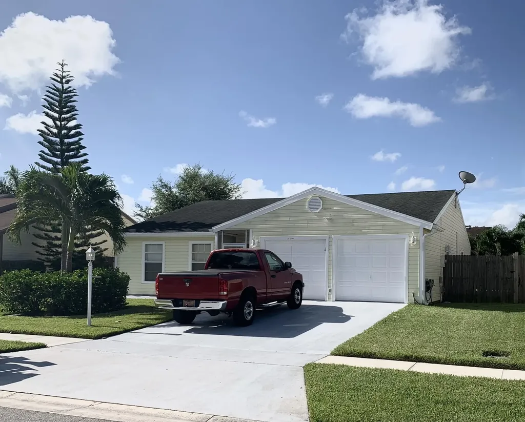 7894 Burlwood Lane Lake Worth FL 33467