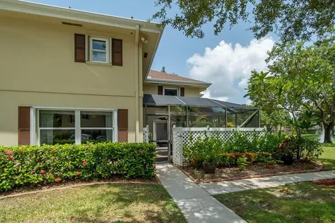 37 Danbury Court Royal Palm Beach FL 33411