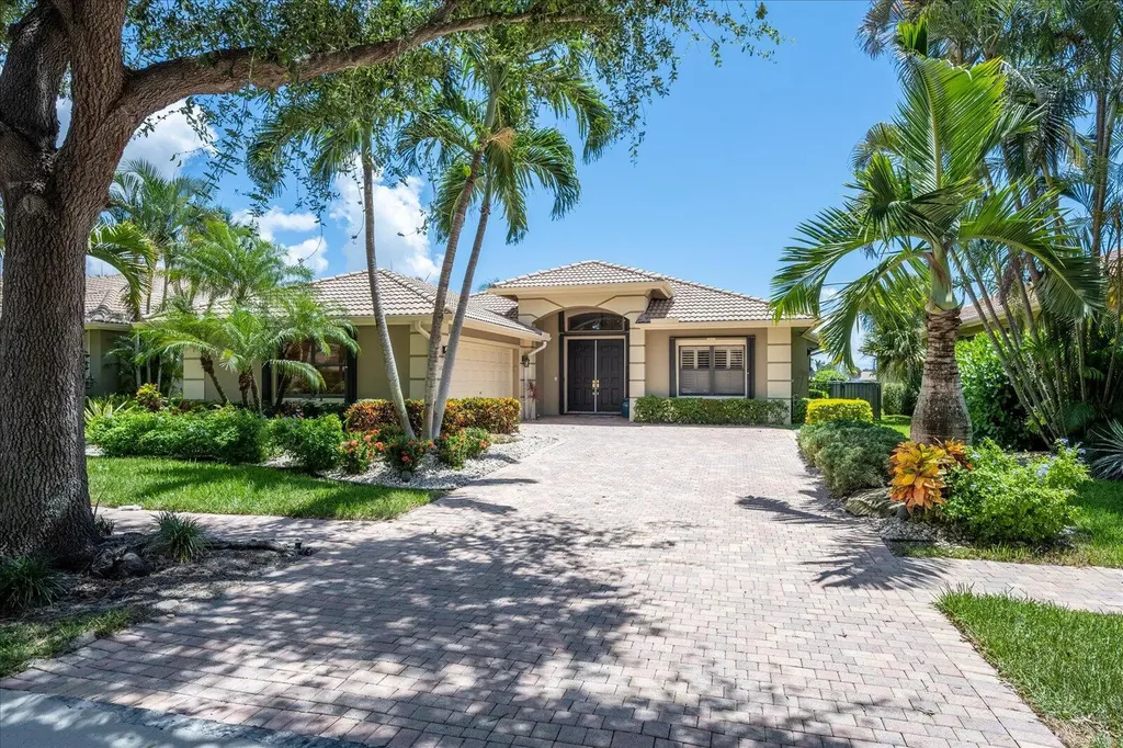 11054 Via Amalfi Boynton Beach FL 33437