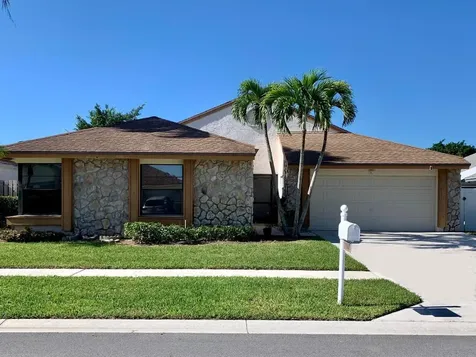21047 Rustlewood Avenue Boca Raton FL 33428
