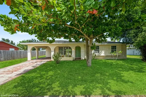 249 NE Orchard Street Port St Lucie FL 34983