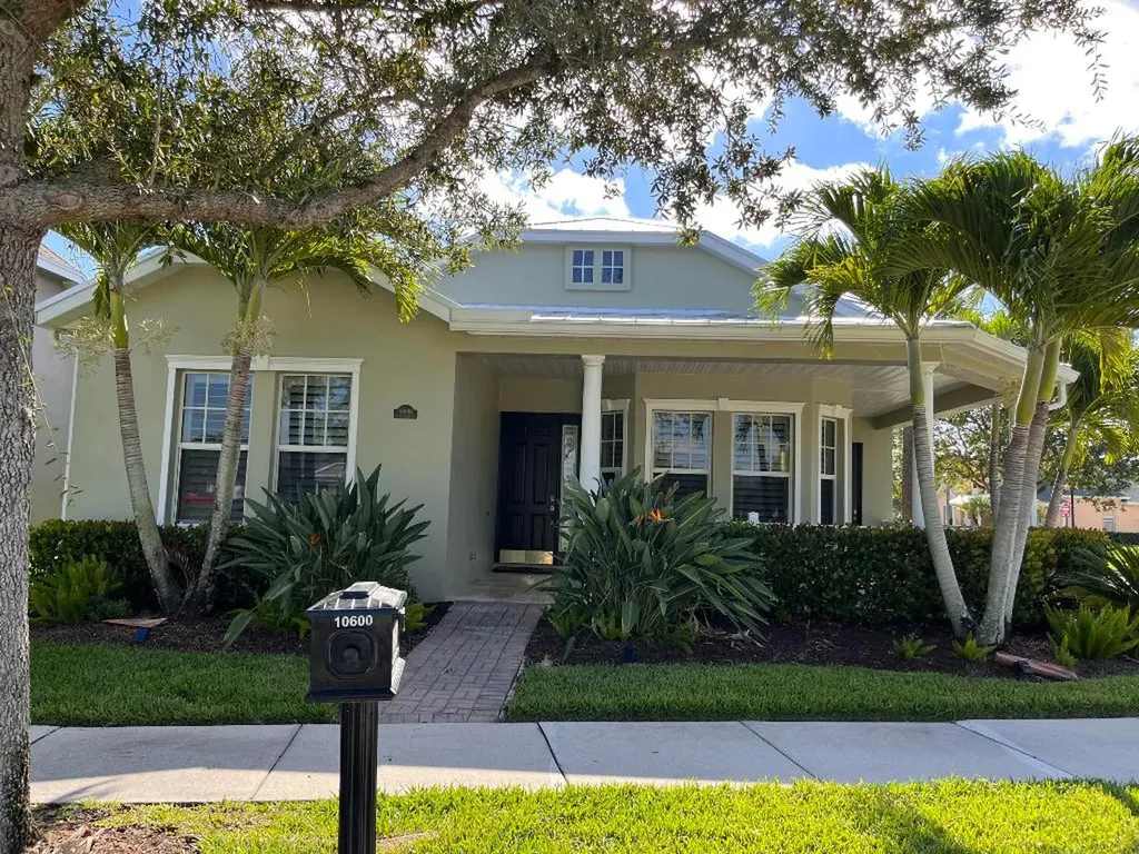 10600 SW East Park Avenue Port St Lucie FL 34987