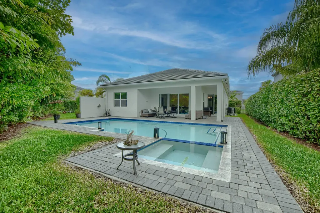 9772 Celtic Sea Lane Delray Beach FL 33446
