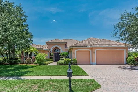 585 Caroline Drive Vero Beach FL 32968