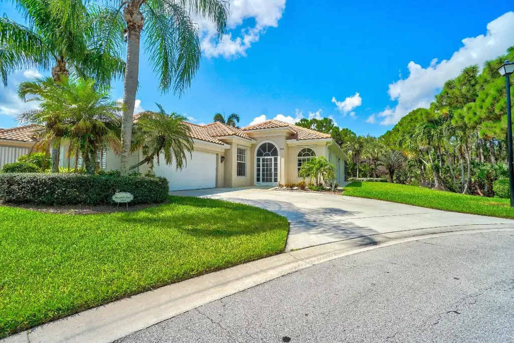 7856 SE Paurotis Lane Hobe Sound FL 33455