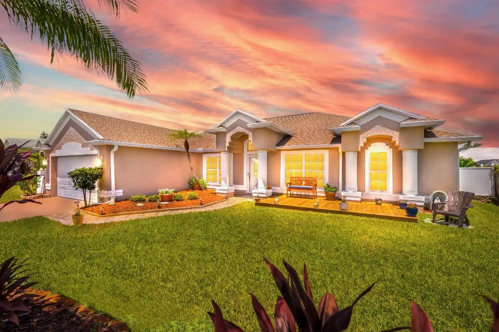 439 SE Nome Drive Port St Lucie FL 34984