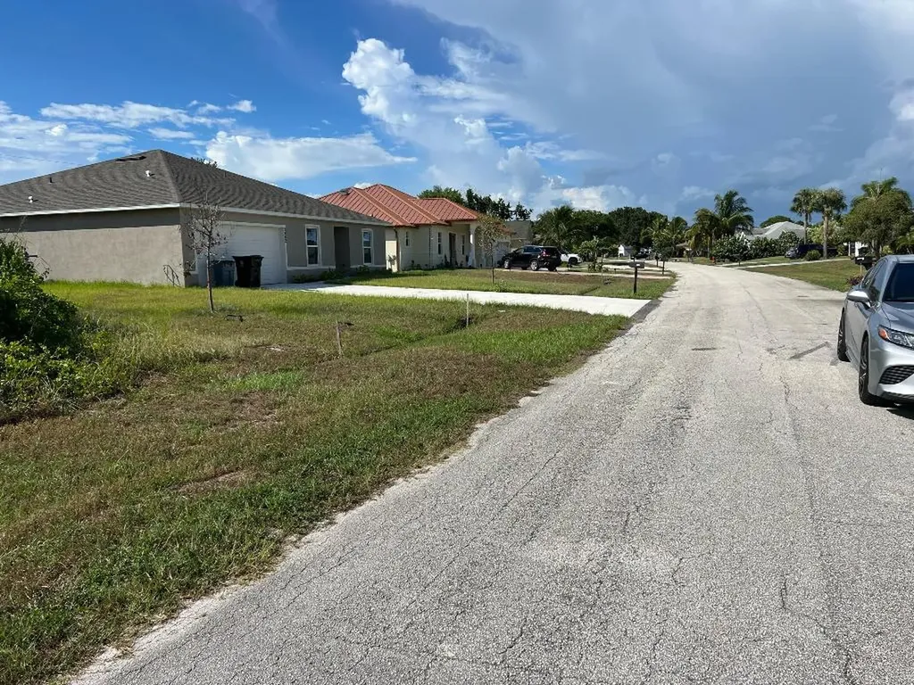 2482 SE Watercrest Street Port St Lucie FL 34984