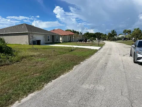 2482 SE Watercrest Street Port St Lucie FL 34984