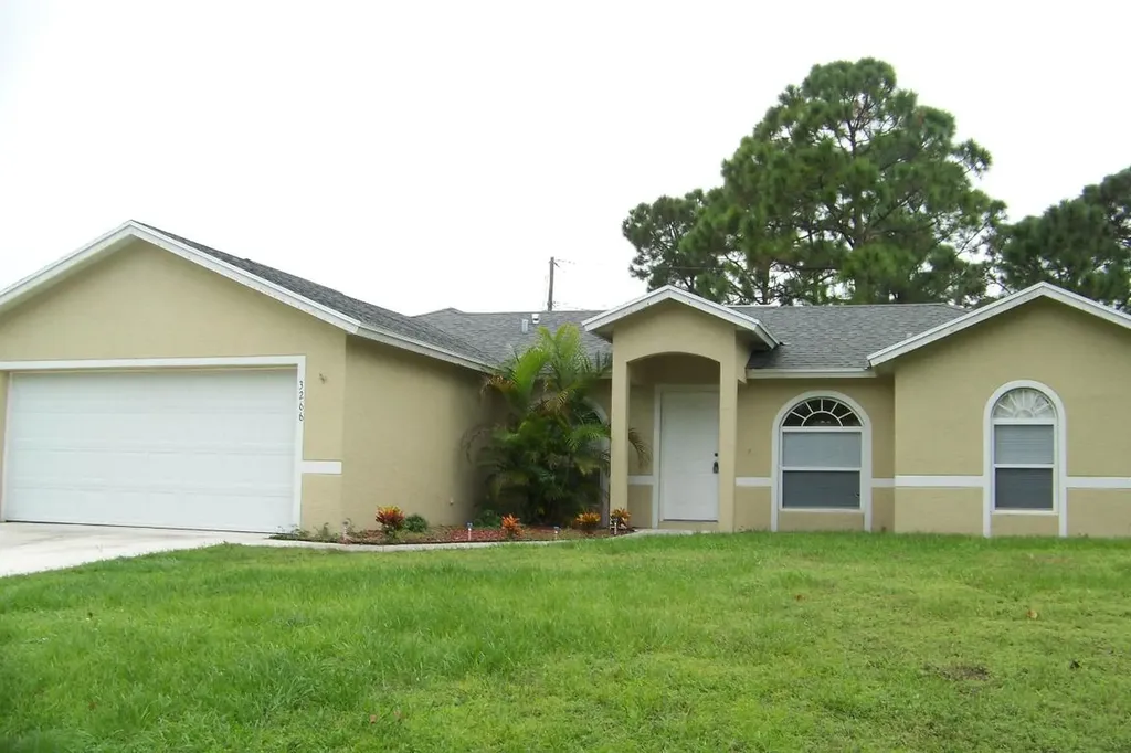 3266 SW Fillmore Street Port St Lucie FL 34953
