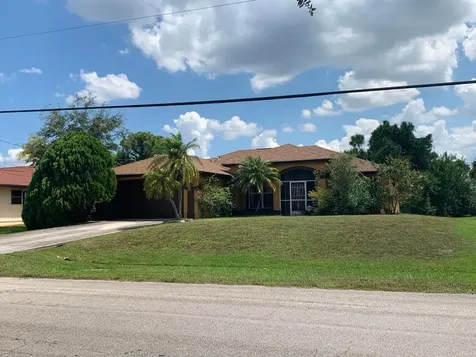 190 SW Essex Drive Port St Lucie FL 34984