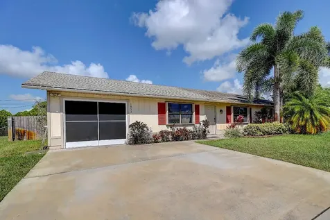 1852 SW Hampshire Lane Port St Lucie FL 34953