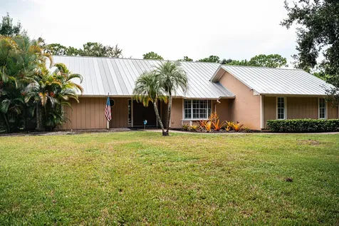 3250 SW Island Way Palm City FL 34990