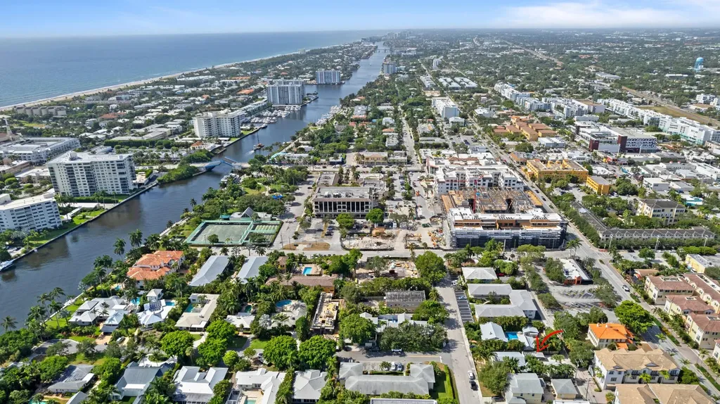 124 NE 7th Avenue Delray Beach FL 33483