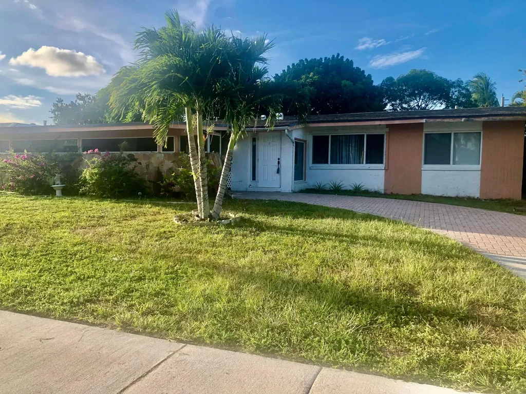 981 Orchid Drive Royal Palm Beach FL 33411