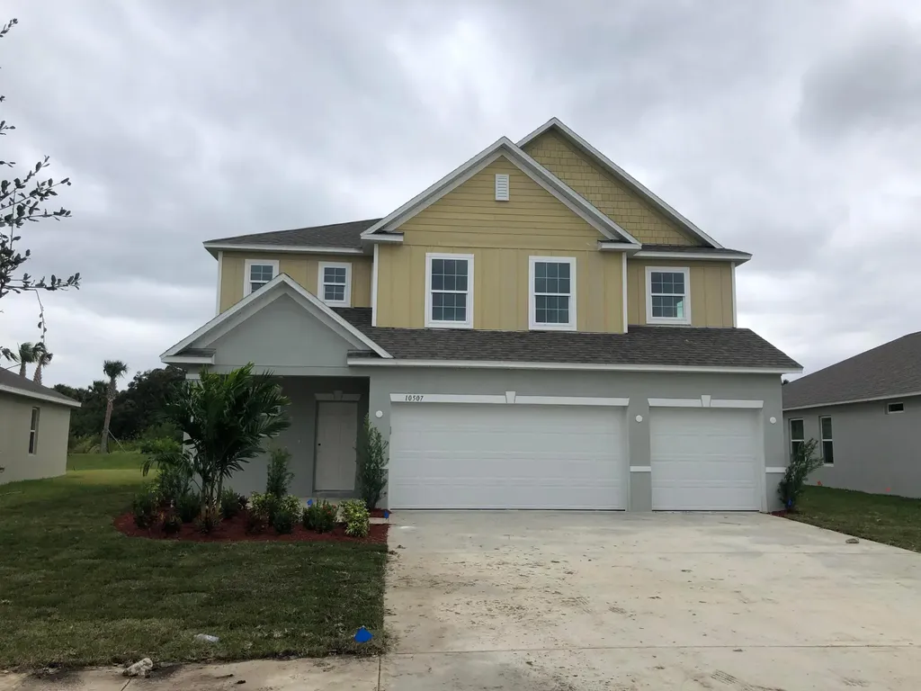 10507 SW Vasari Way Port St Lucie FL 34987