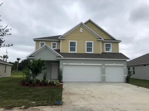 10507 SW Vasari Way Port St Lucie FL 34987