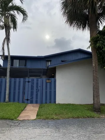 4701 Holly Lake Drive Lake Worth FL 33463