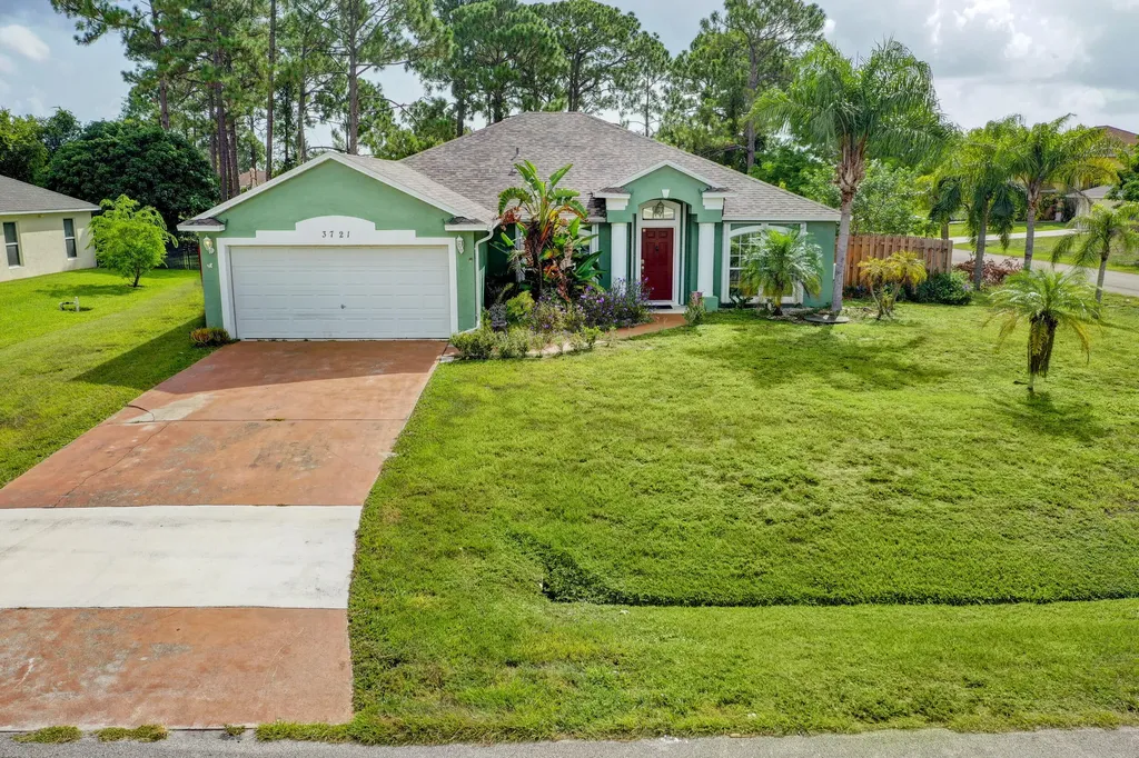 3721 SW Masilunas Street Port St Lucie FL 34953
