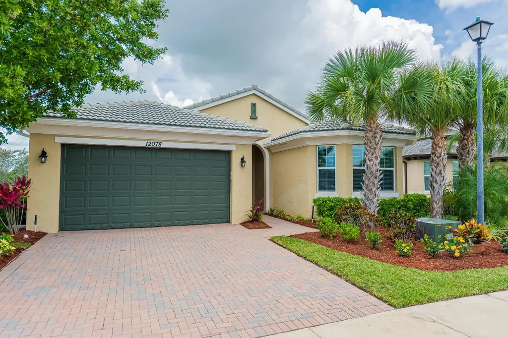 12078 SW Bennington Circle Port St Lucie FL 34987