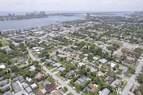 250 Foresteria Drive Lake Park FL 33403