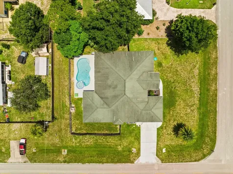 7206 Deland Avenue Fort Pierce FL 34951
