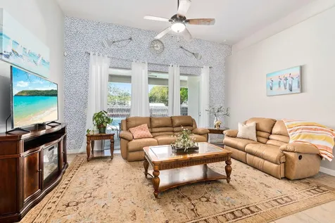 7206 Deland Avenue Fort Pierce FL 34951