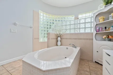 7206 Deland Avenue Fort Pierce FL 34951