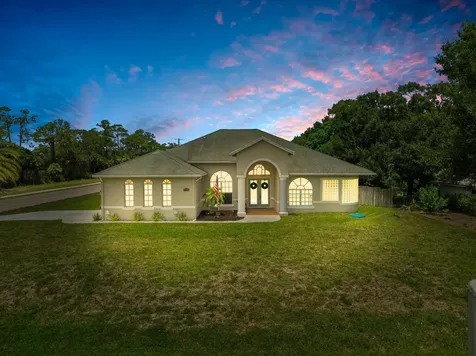7206 Deland Avenue Fort Pierce FL 34951