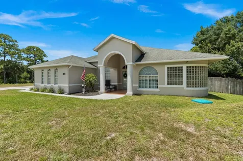 7206 Deland Avenue Fort Pierce FL 34951