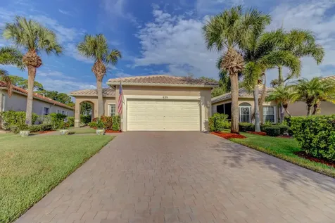 639 NW Whitfield Way Port St Lucie FL 34986