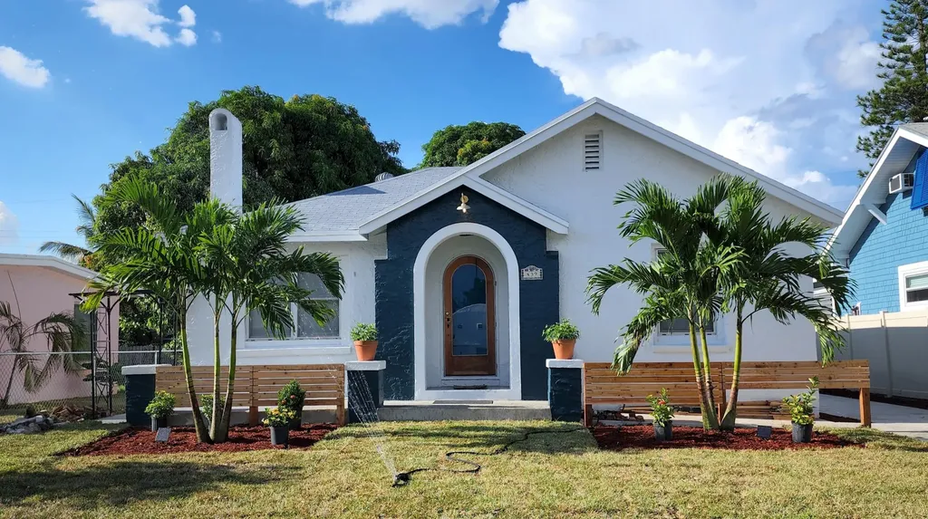 439 Monroe Drive West Palm Beach FL 33405